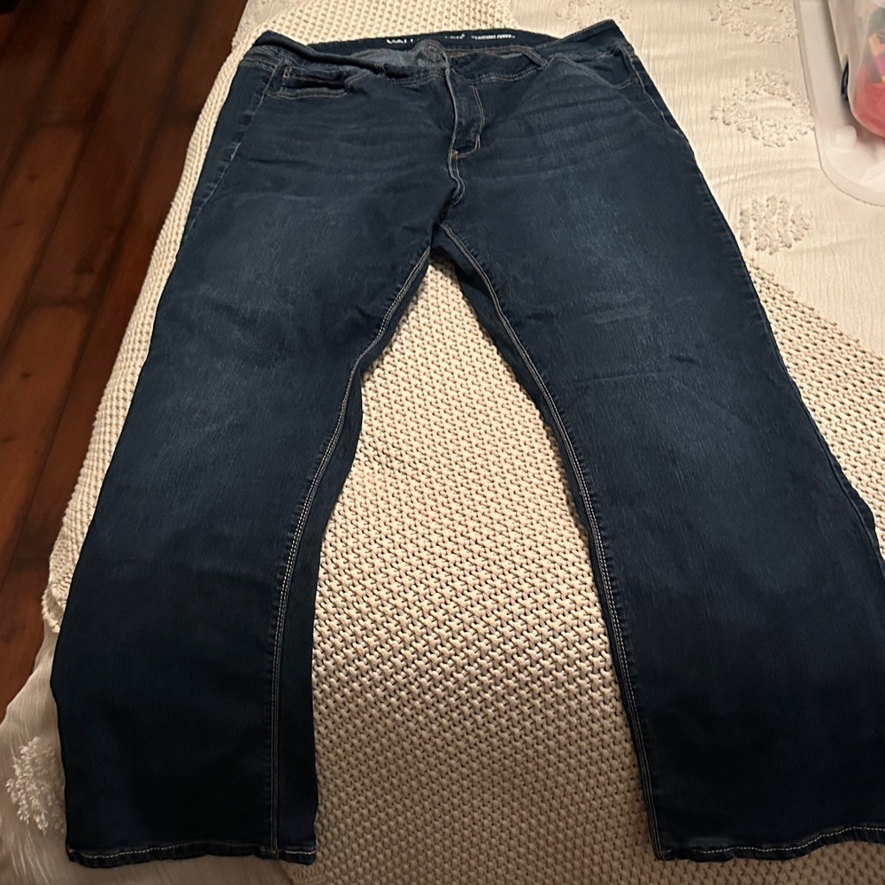 Wallflower Men's Dark Blue Relaxed Jeans